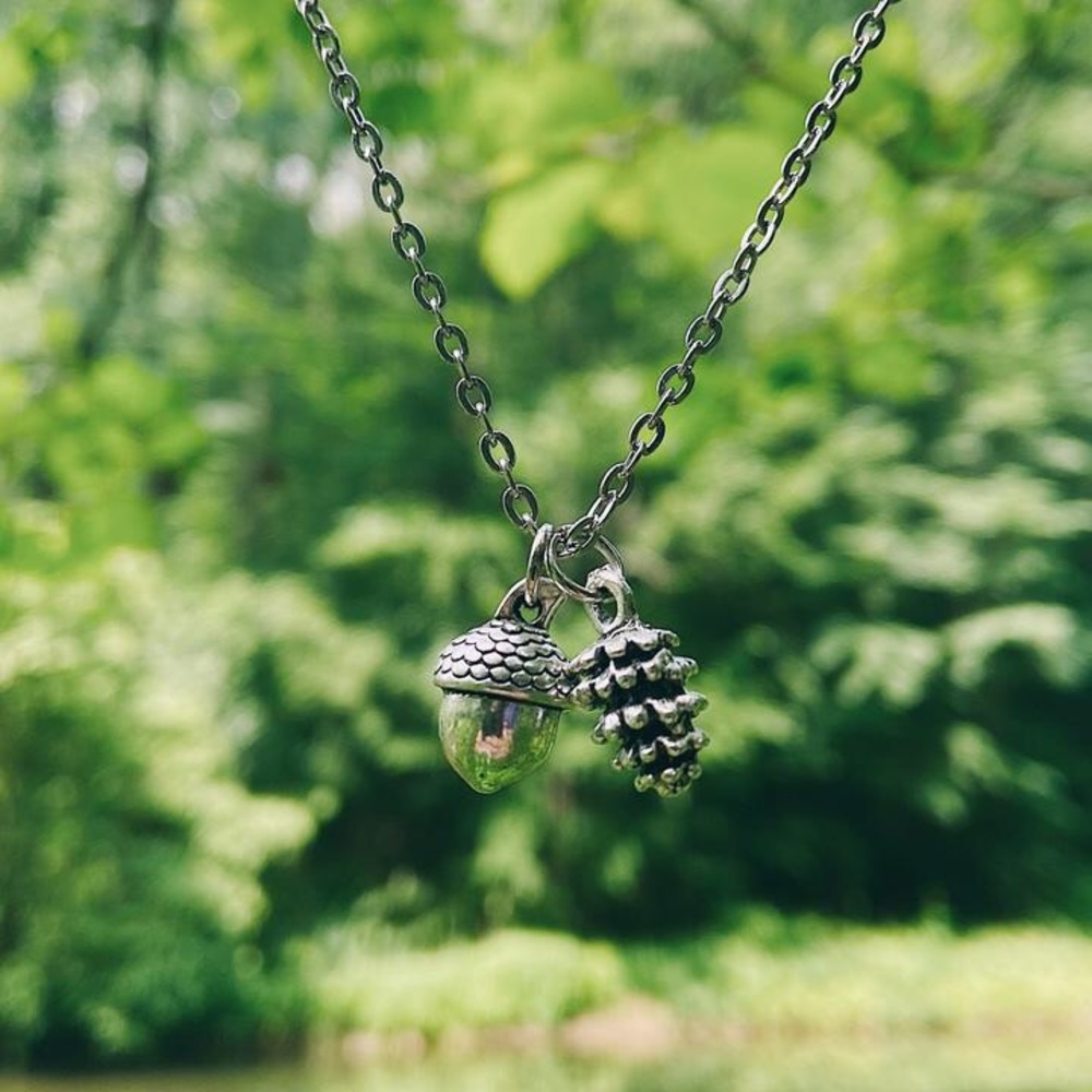 Acorn Necklace - Picture 2 of 4